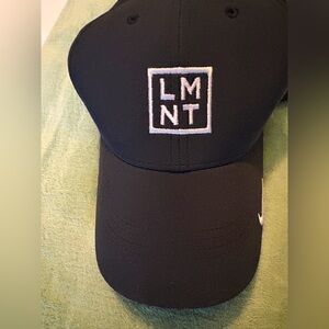 Black LMNT (Hydration brand)